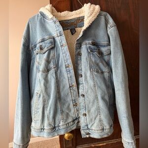 Wrangler Sherpa-Lined Blue Denim Jacket